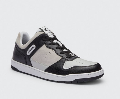 Coach: L'Eleganza Newyorkese che Conquista l'Italia